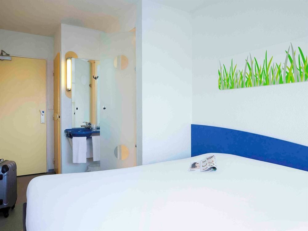 Ibis Budget Marmande Exterior photo